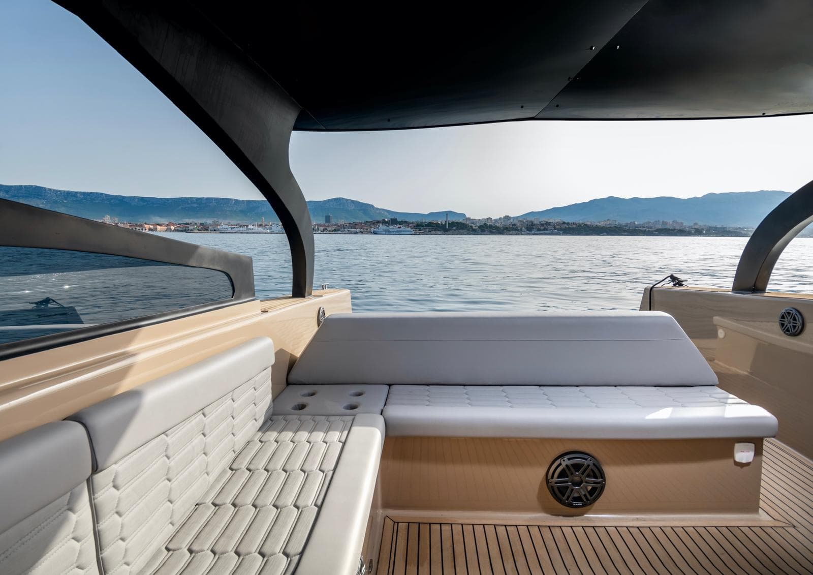Rebelde boats - Felix 37 motor boat, speedboat