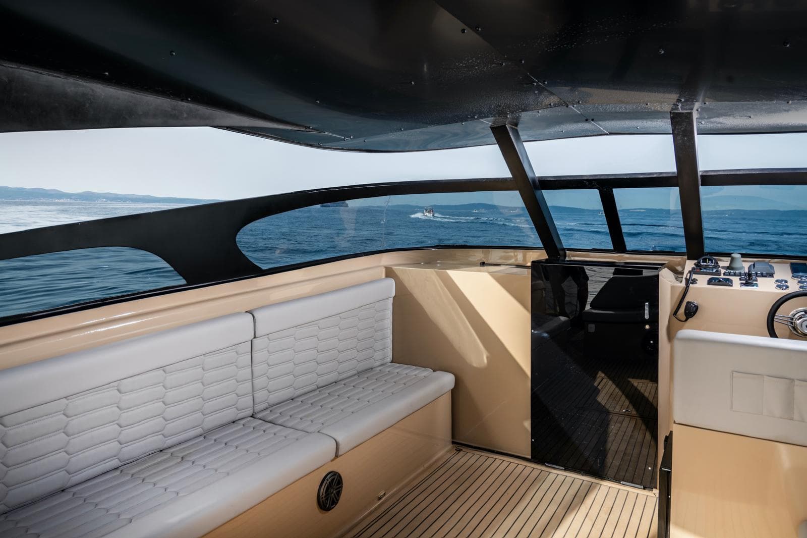 Rebelde boats - Felix 37 motor boat, speedboat
