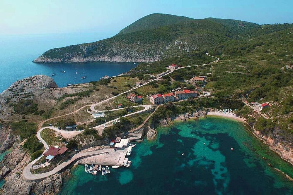 Approaching the green shores of Biševo island